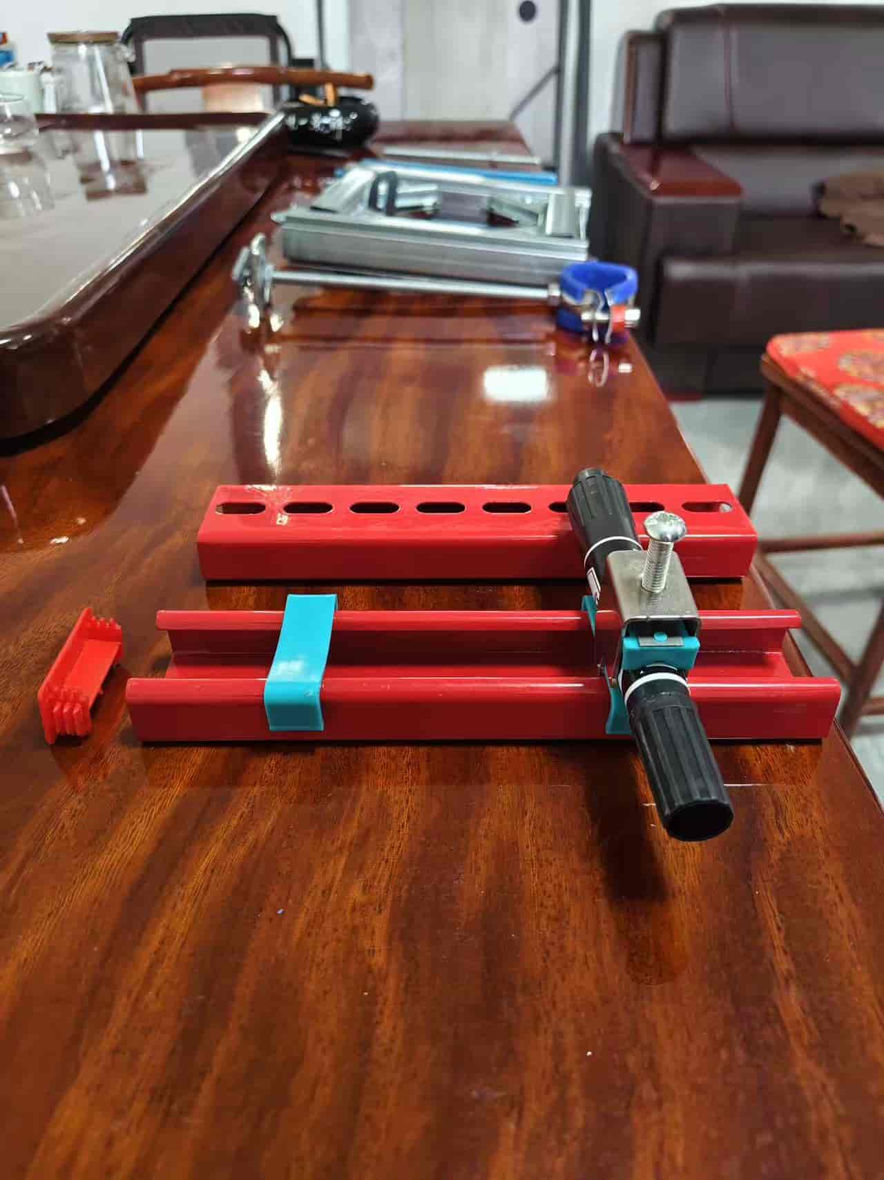 卡式轻钢龙骨